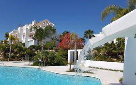 Alcazaba Lagoon